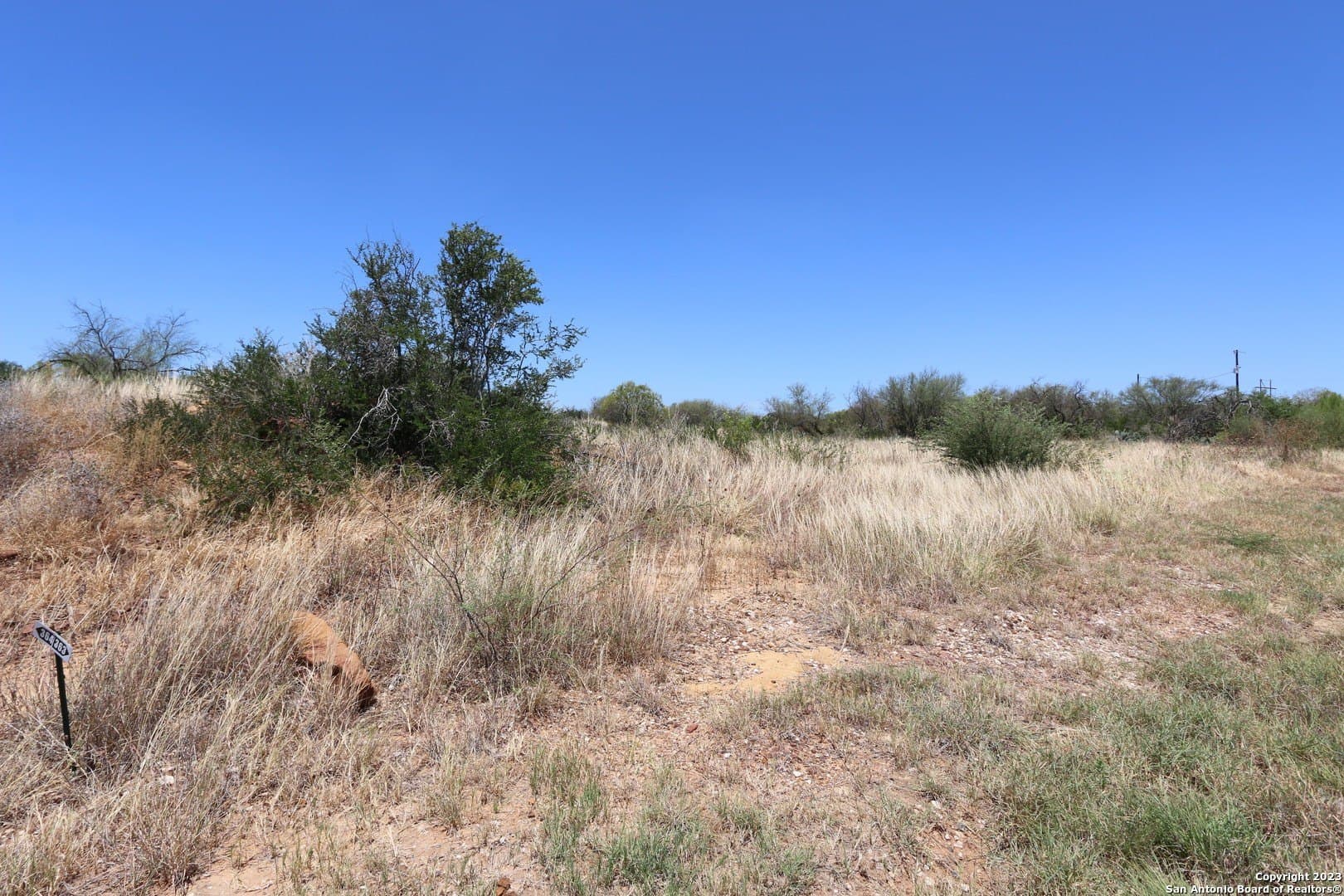 1 acres in Frio County gallery image 4