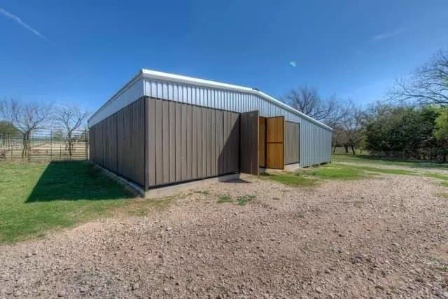 366.47 acres in Burnet County - photo 18