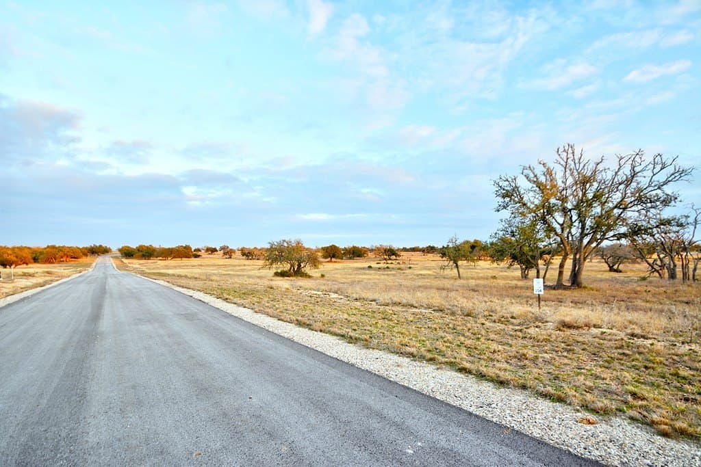 5.1 acres in Gillespie County - photo 8