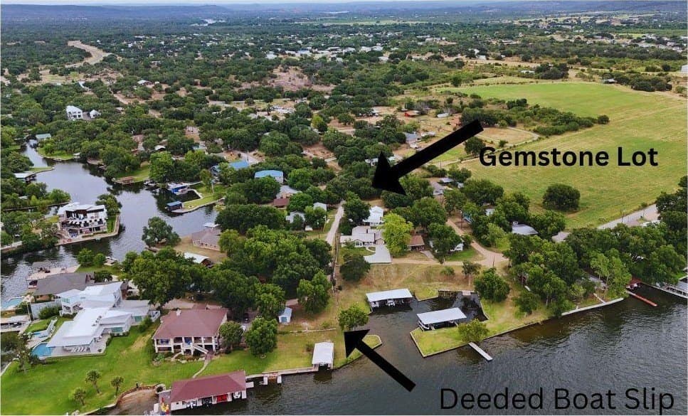 0.2 acres in Llano County gallery image 2