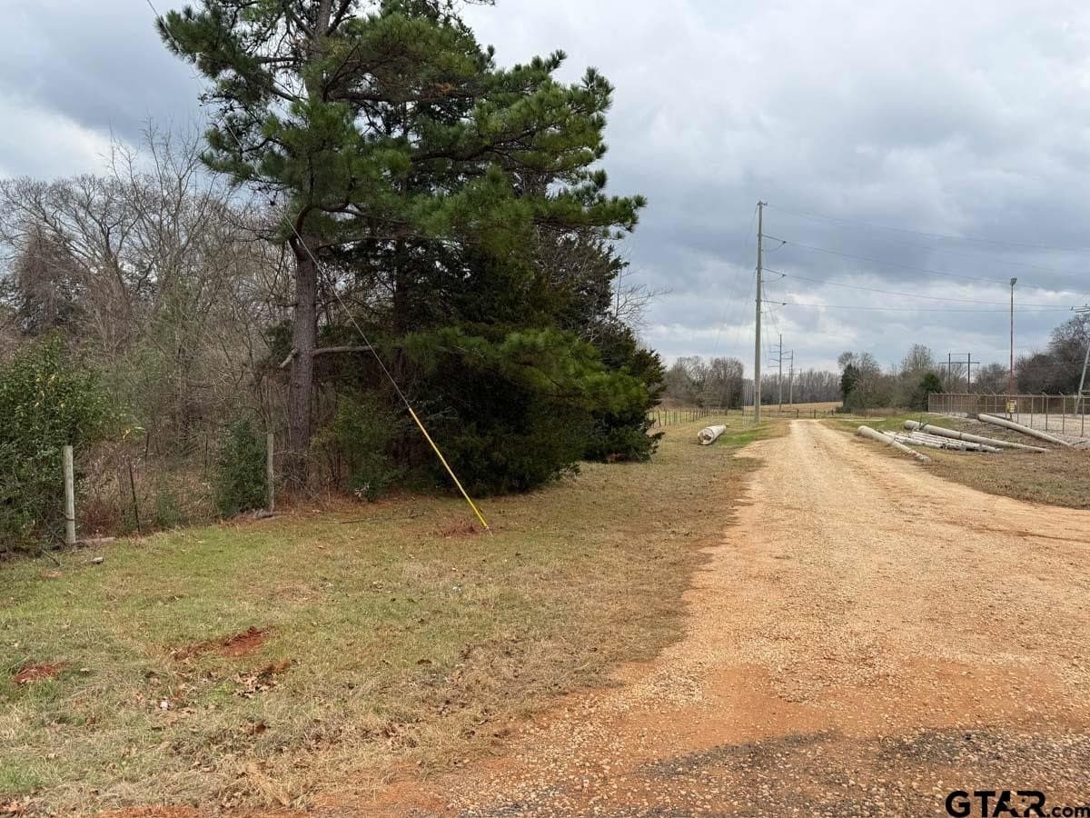 6.4 acres in Smith County - photo 10