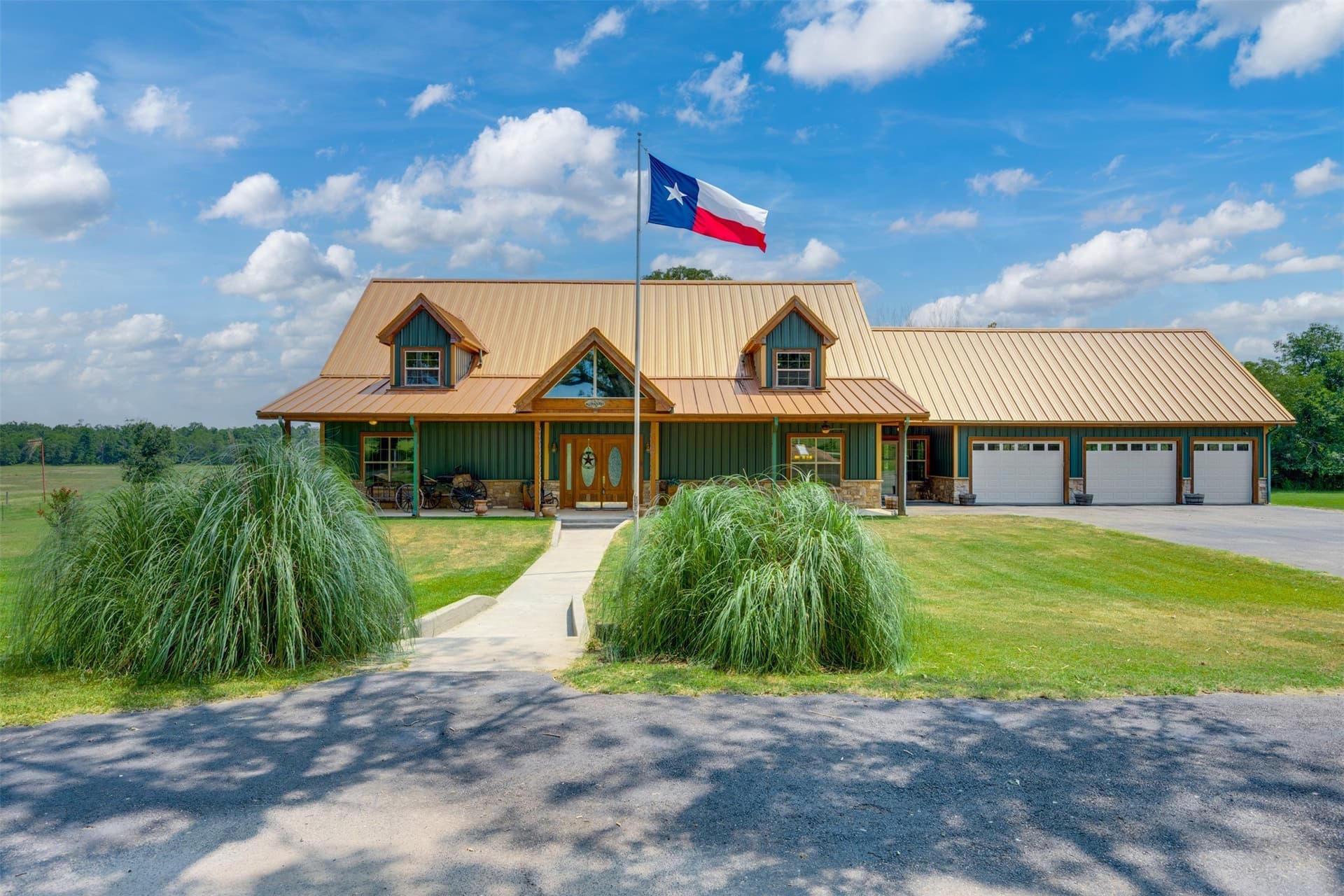176 acres in Red River (TX) County