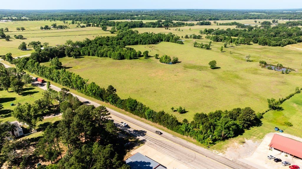 5 acres in ANDERSON County gallery image 3