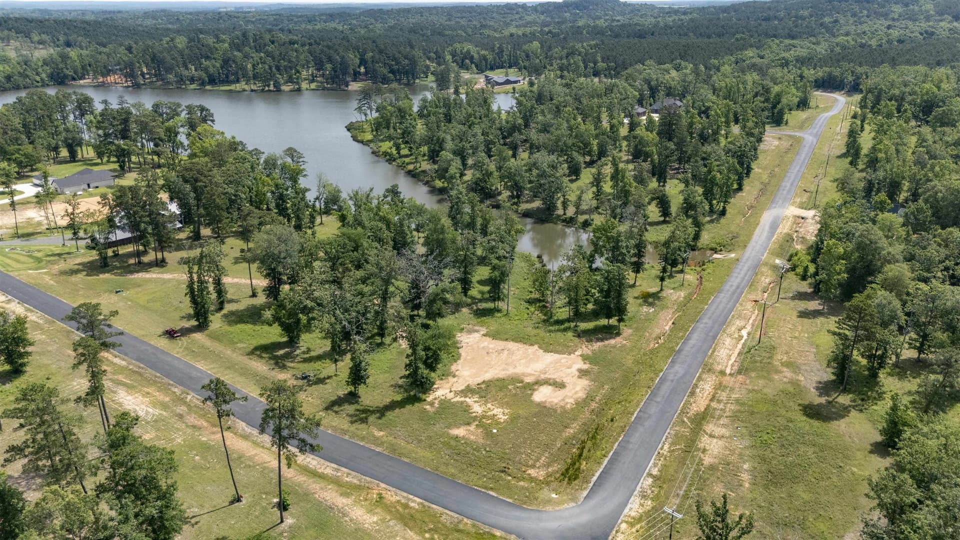 1.33 acres in Harrison County gallery image 3