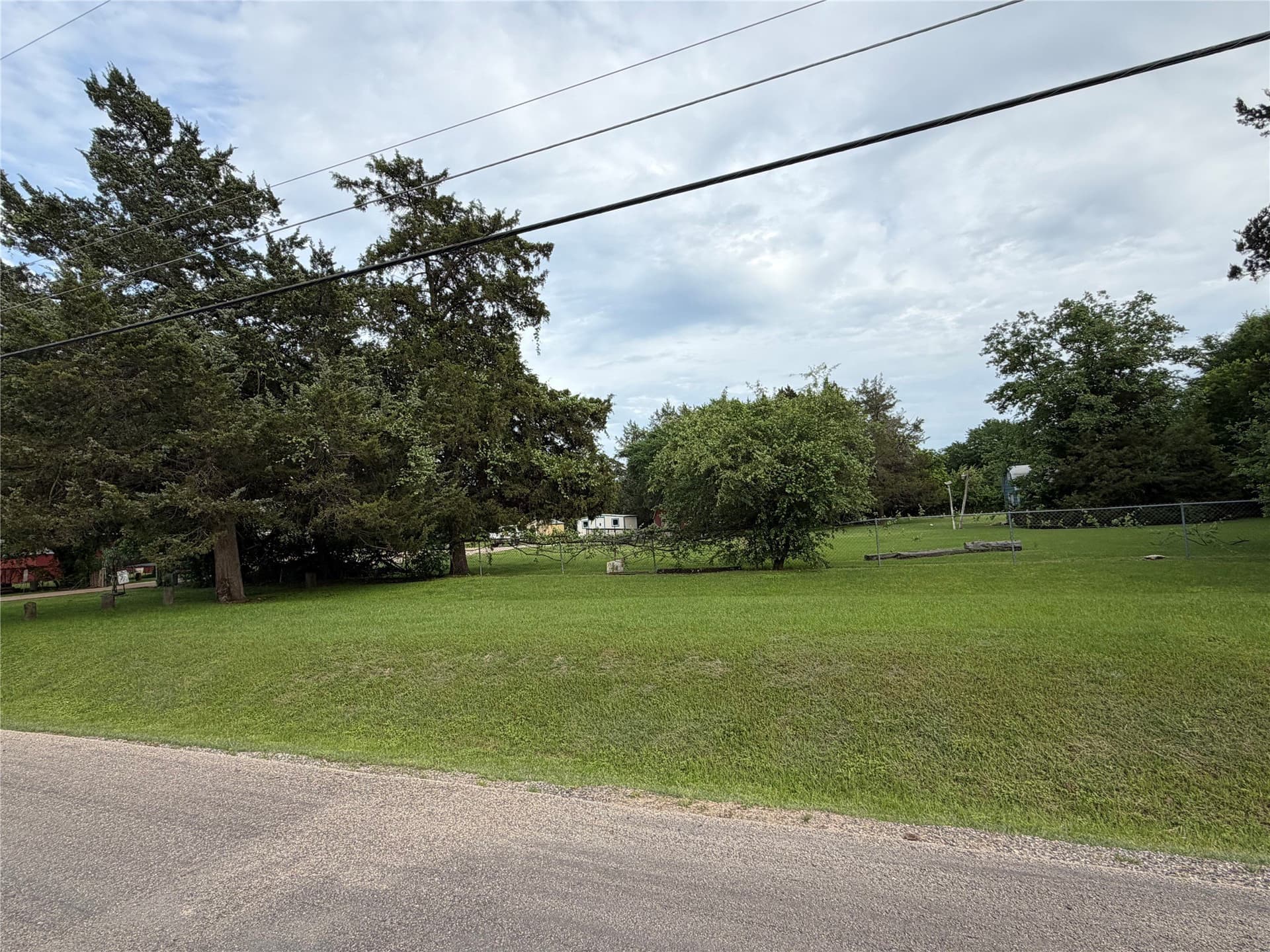 0.58 acres in Dallas County gallery image 2
