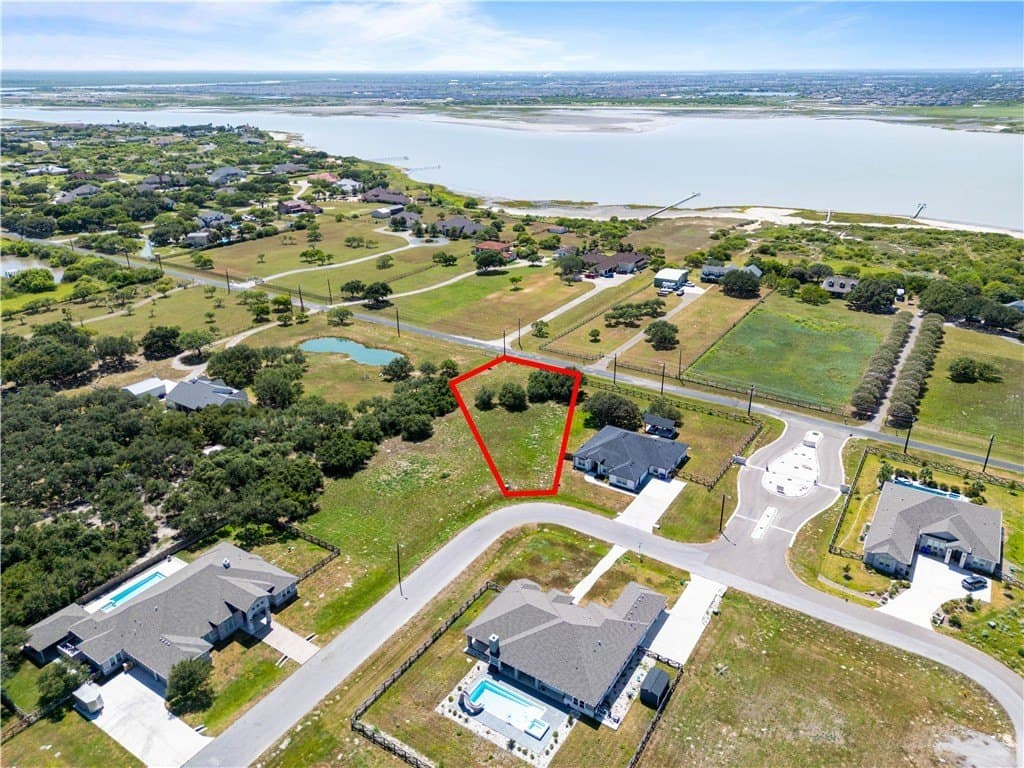 0.51 acres in Nueces County - photo 6