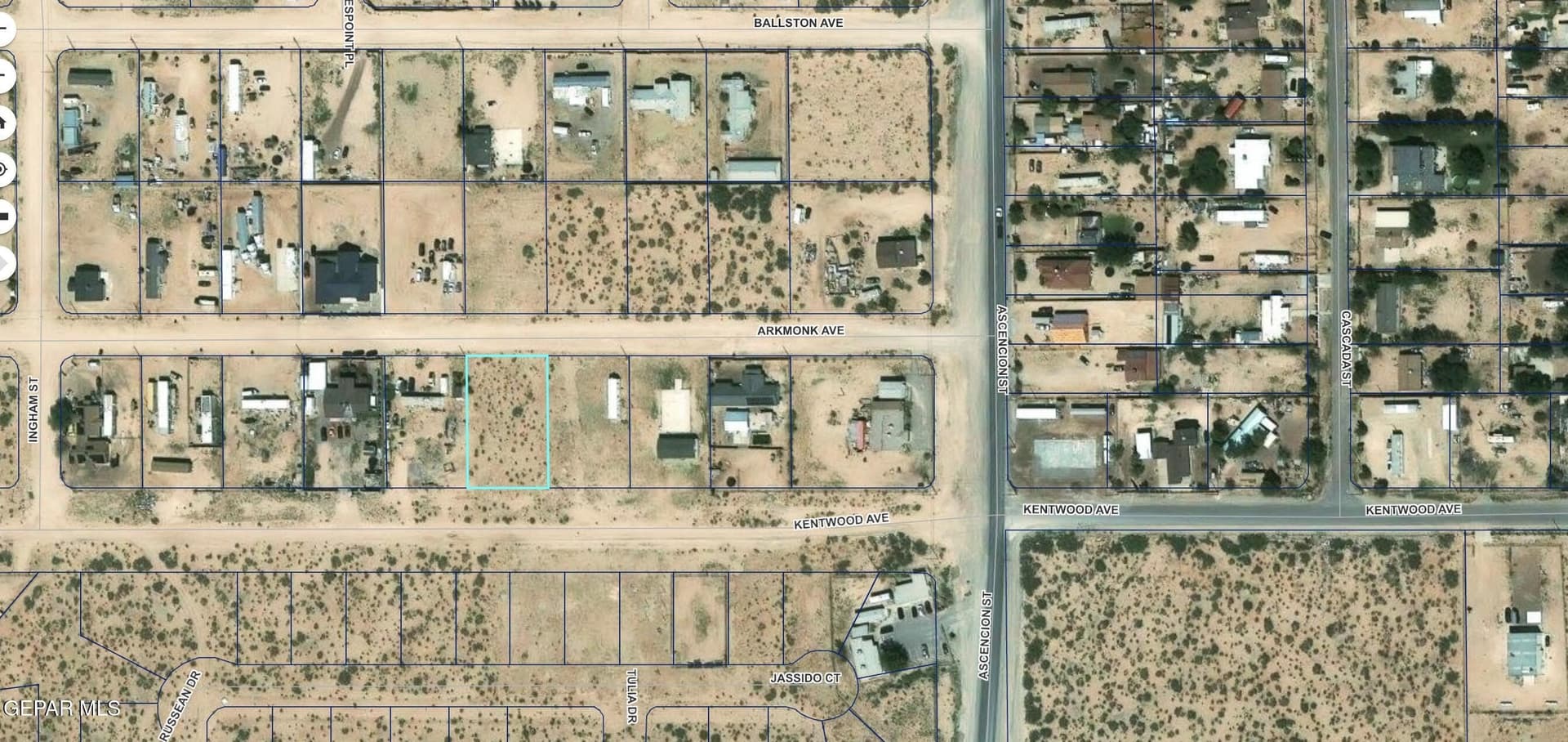 0.5 acres in El Paso County gallery image 3