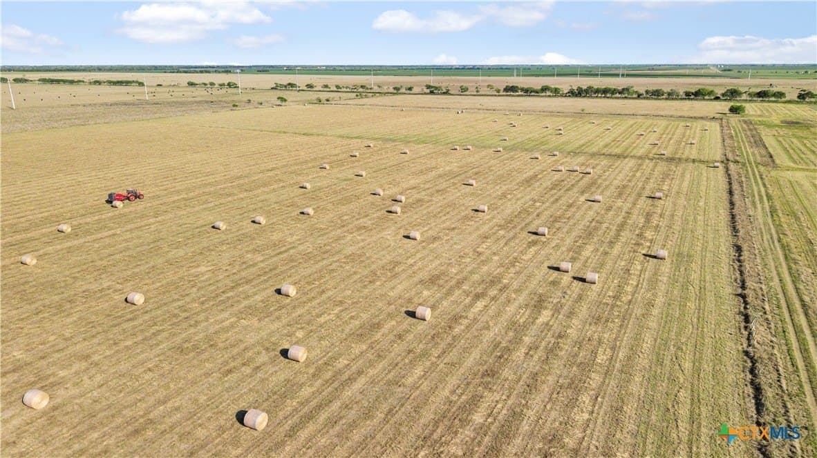 373 acres in Jackson County gallery image 2