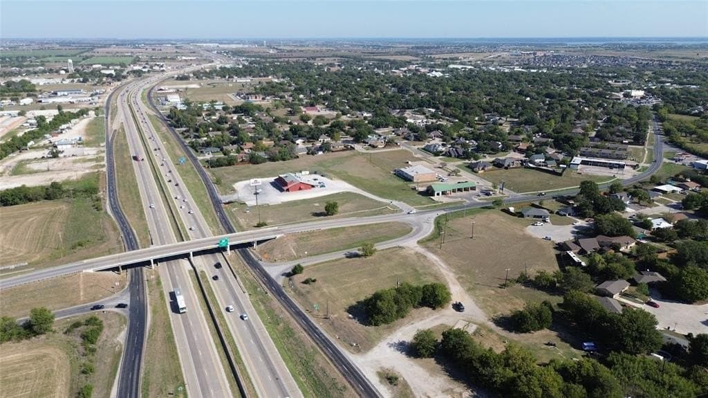 1.23 acres in Denton County gallery image 3