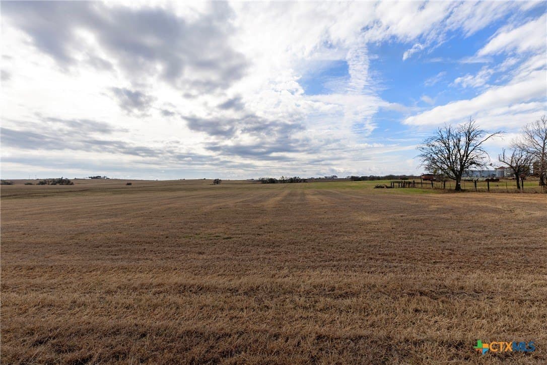 0.79 acres in Bell County - photo 3