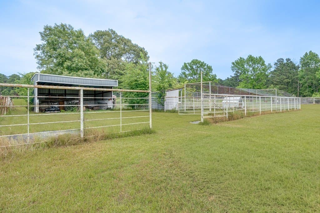38 acres in ANDERSON County - photo 60