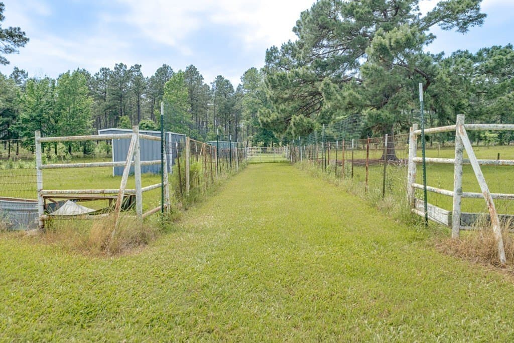 38 acres in ANDERSON County - photo 64