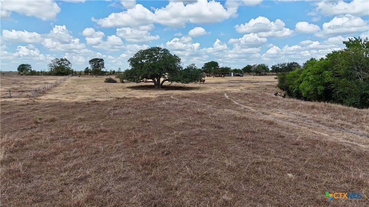 15.08 acres in Lavaca County - photo 20