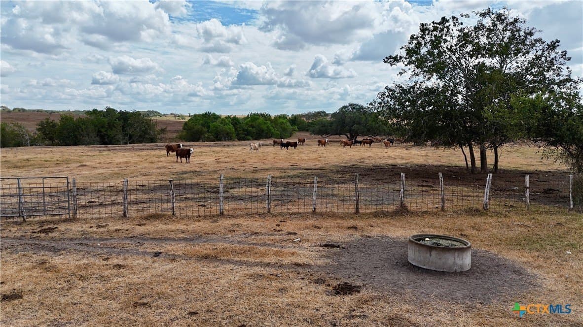 15.08 acres in Lavaca County - photo 7