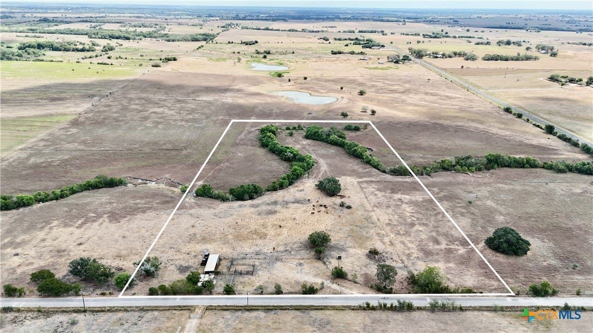 15.08 acres in Lavaca County - photo 4