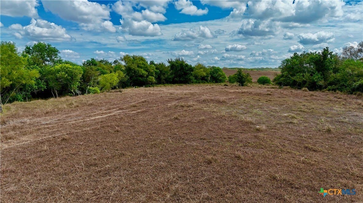 15.08 acres in Lavaca County - photo 22