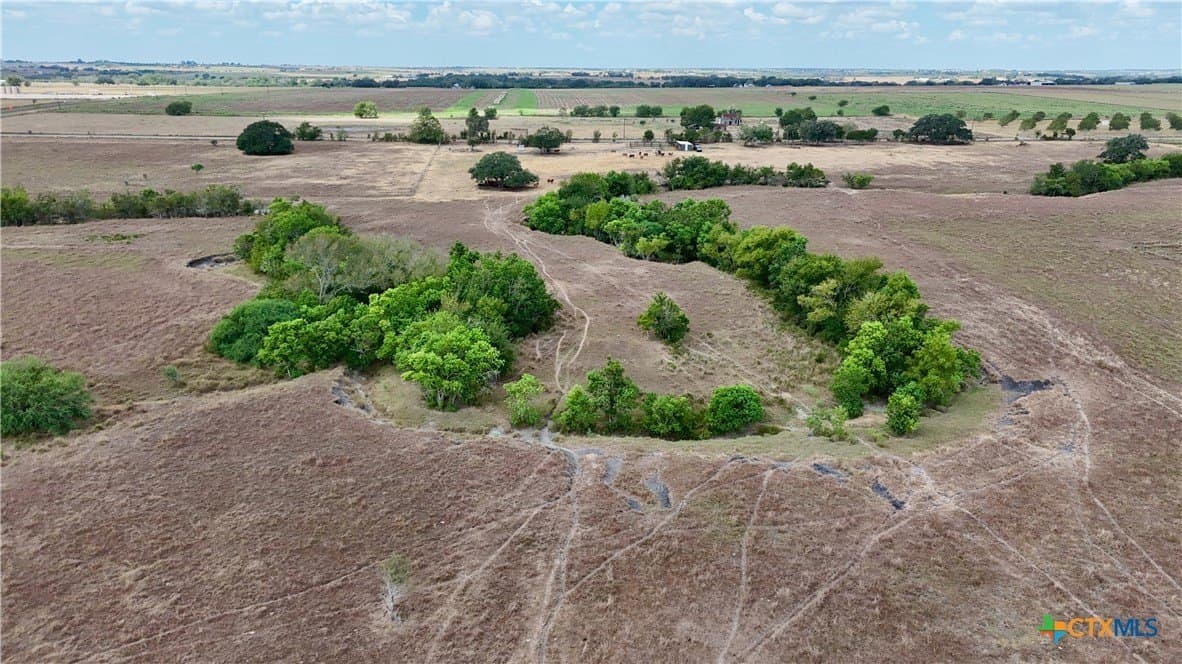 15.08 acres in Lavaca County - photo 26