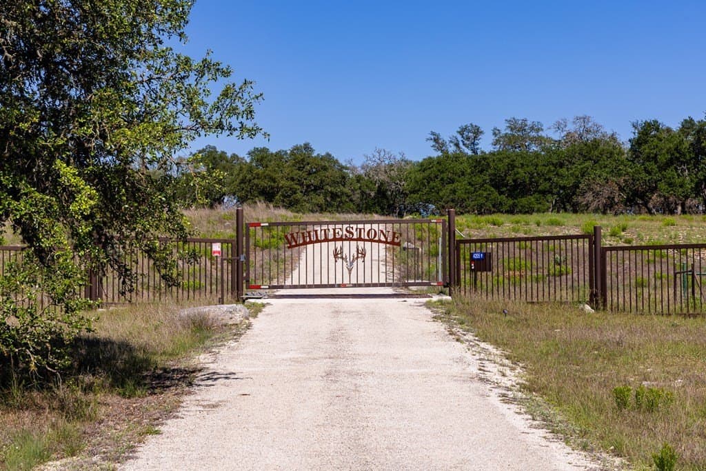 284.9 acres in Kerr County - photo 84