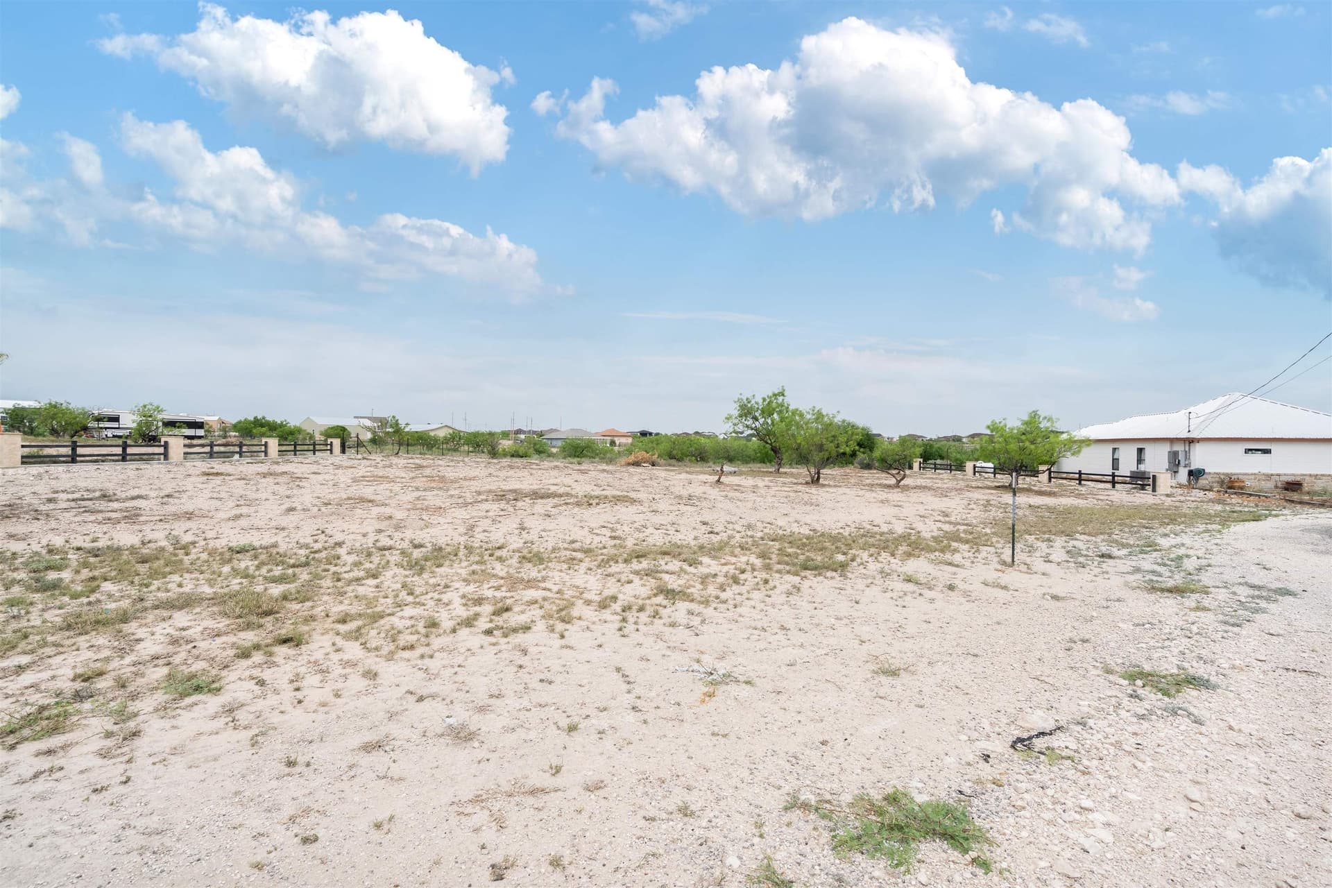 1.16 acres in Val Verde County gallery image 3