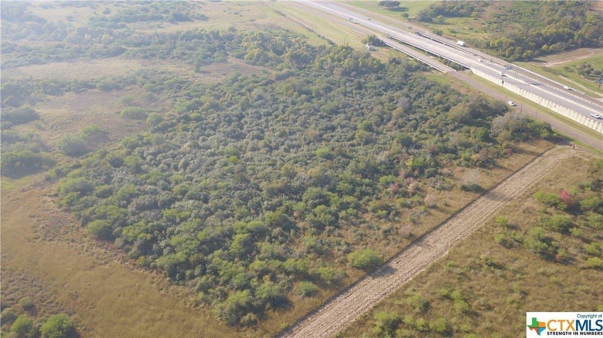 11.73 acres in Victoria County gallery image 3