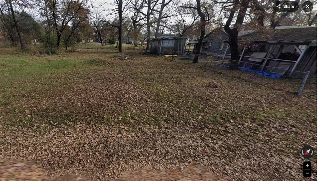 0.14 acres in Henderson County gallery image 4