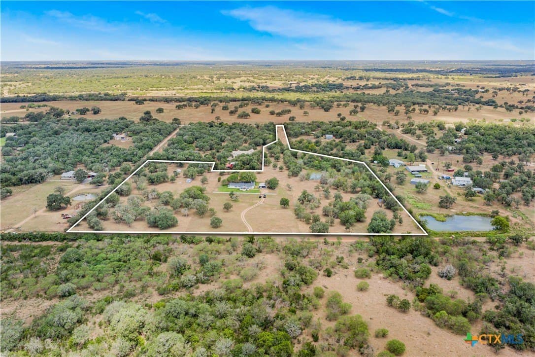 15.41 acres in DeWitt County - photo 46