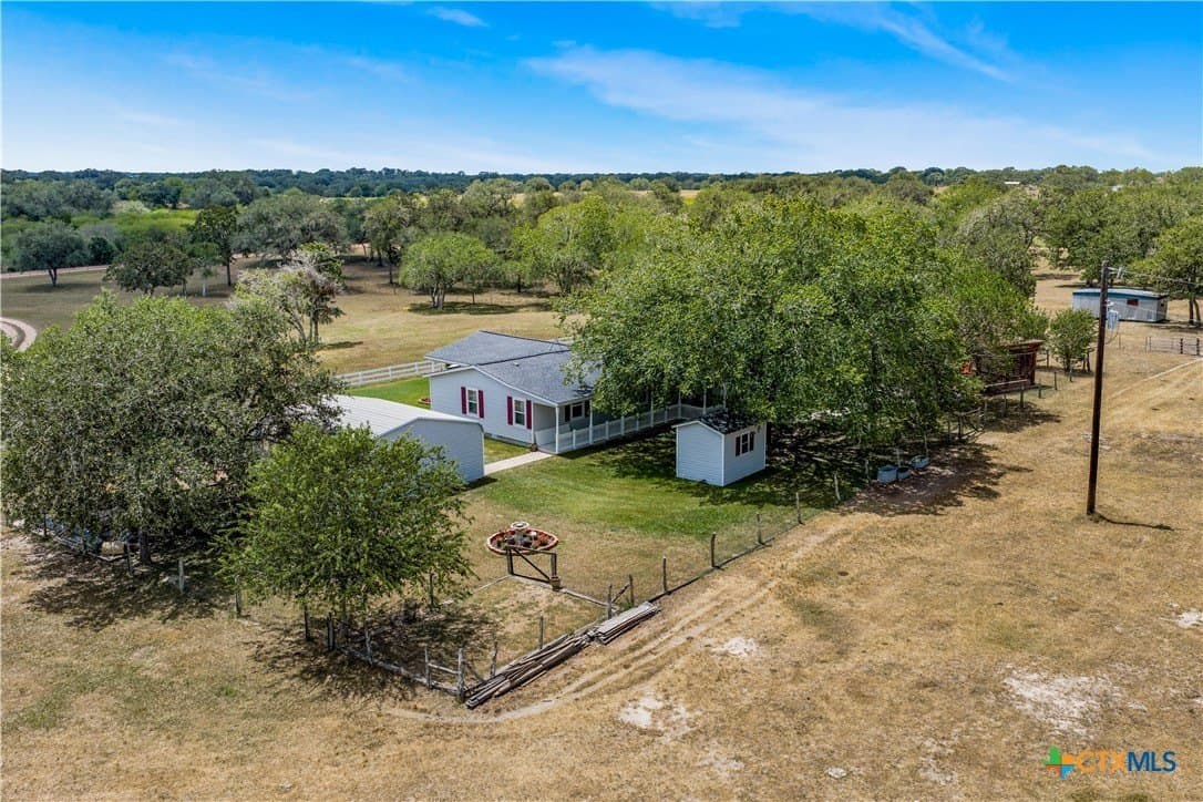 15.41 acres in DeWitt County - photo 42