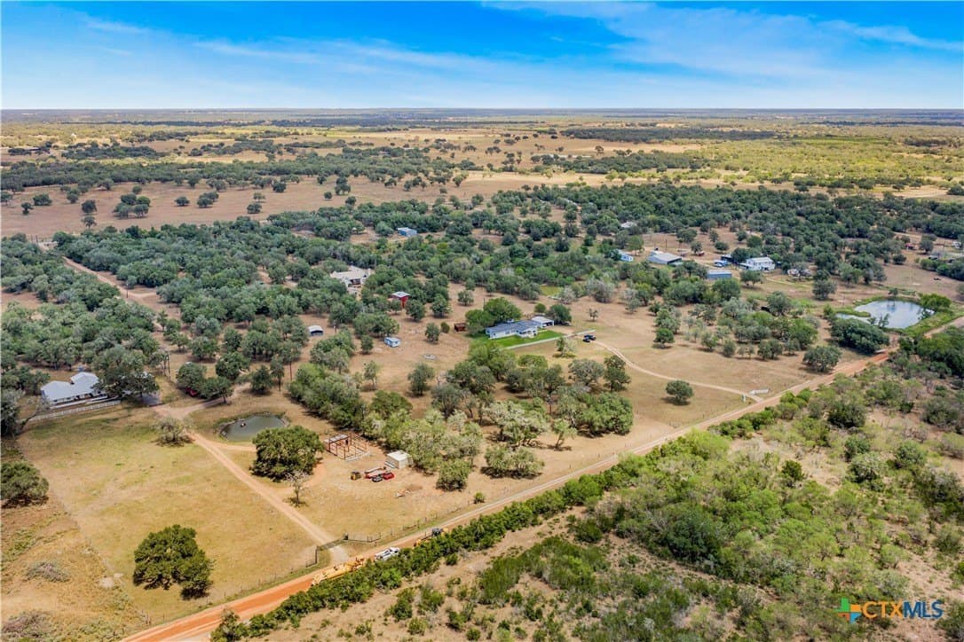 15.41 acres in DeWitt County - photo 47