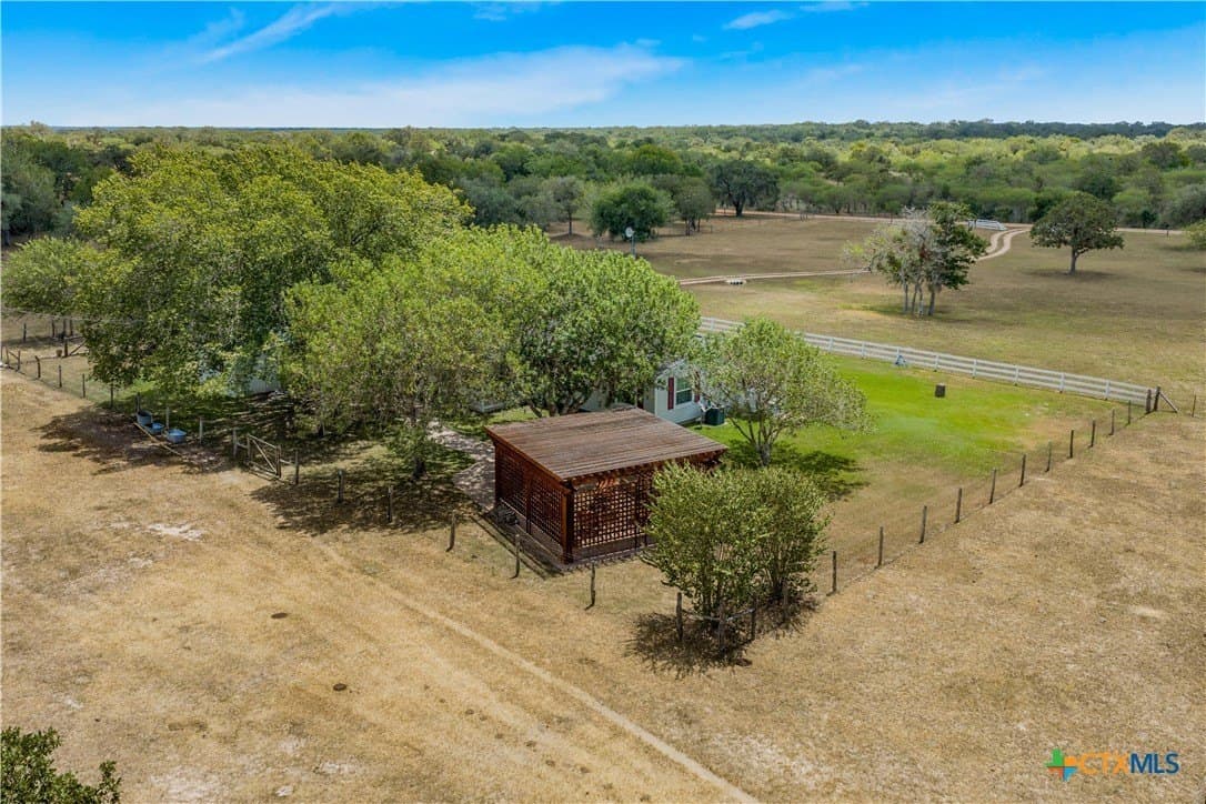 15.41 acres in DeWitt County - photo 43