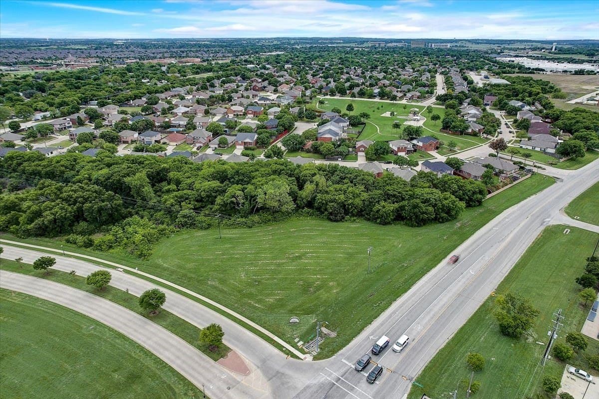 5.64 acres in Denton County gallery image 2