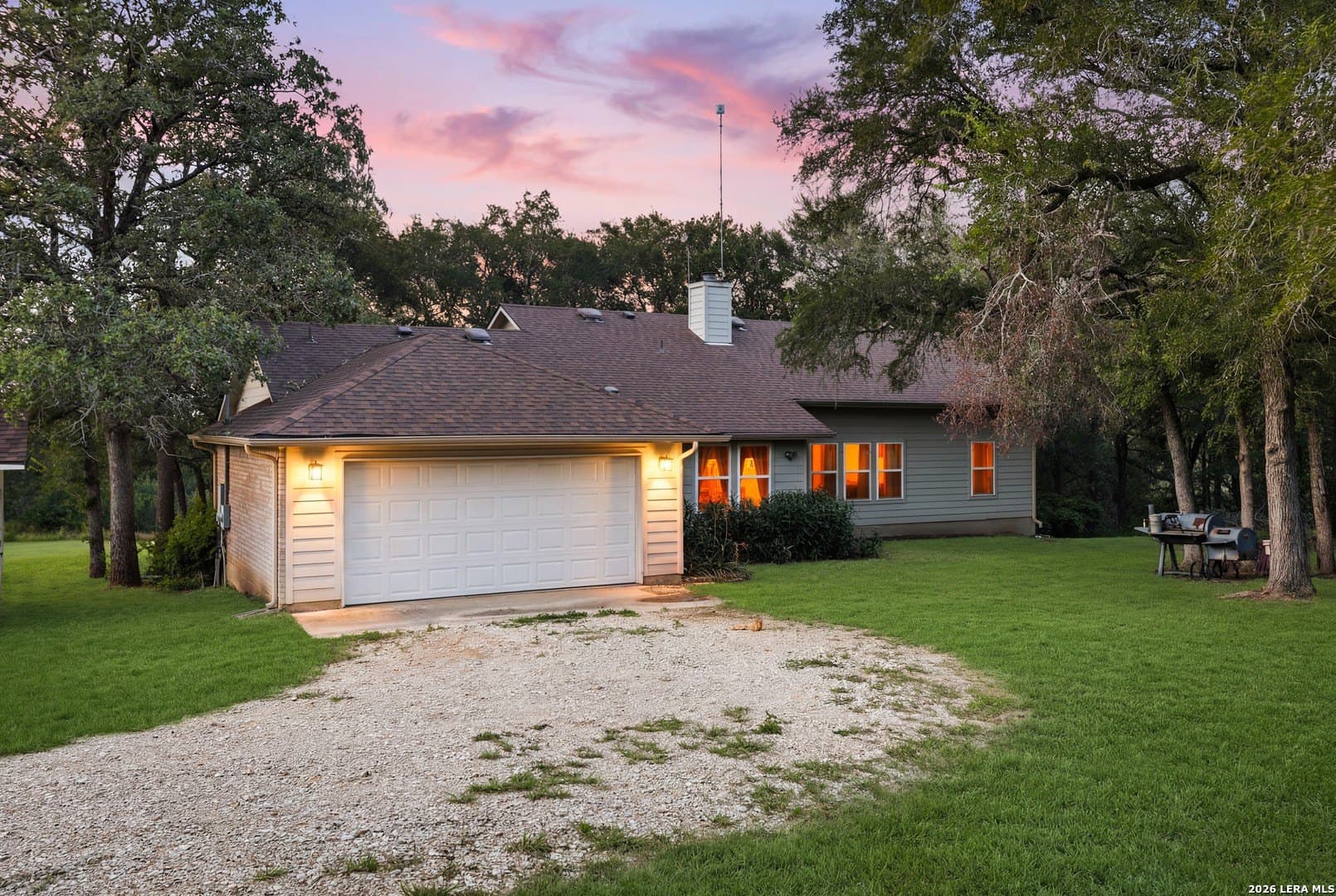 10.2 acres in Guadalupe County gallery image 3