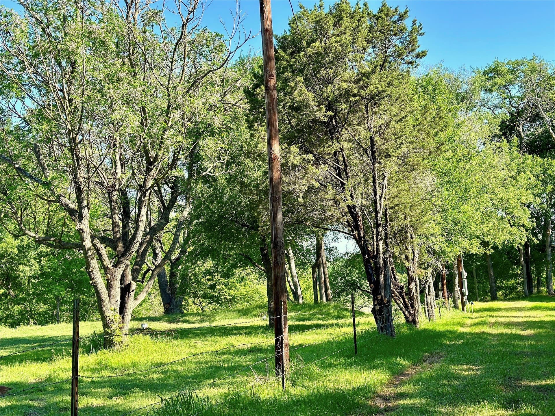 2.72 acres in McLennan County - photo 7