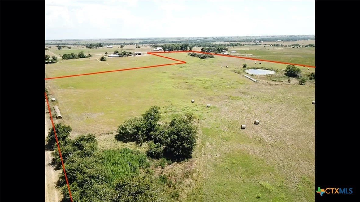 34.19 acres in Lavaca County