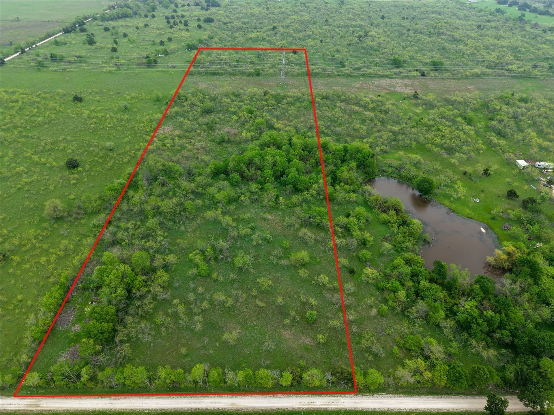 10.42 acres in Navarro County