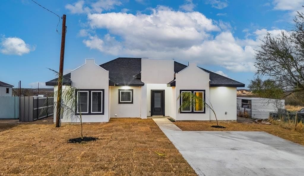 7,973 acres in Maverick County