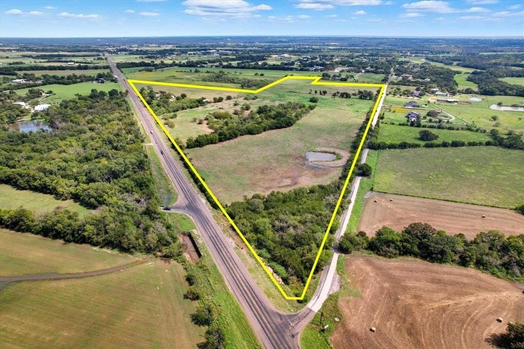 22.37 acres in Denton County featured view