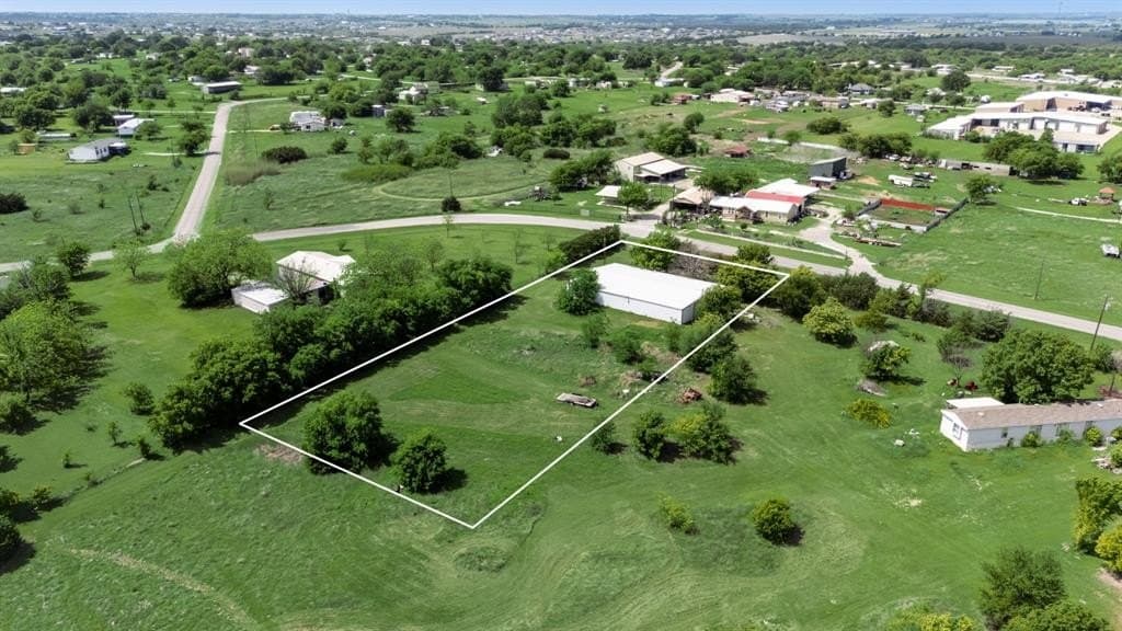 1.1 acres in Johnson County gallery image 2