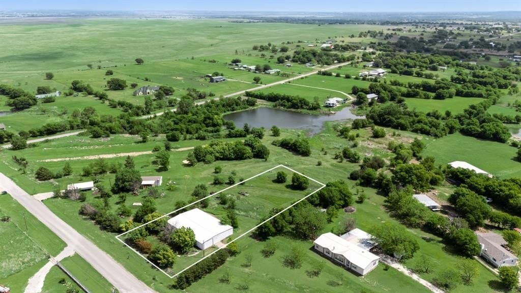 1.1 acres in Johnson County