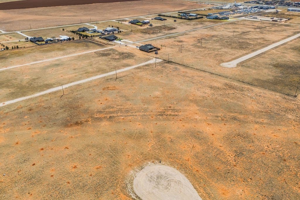 5.49 acres in Gaines County gallery image 2