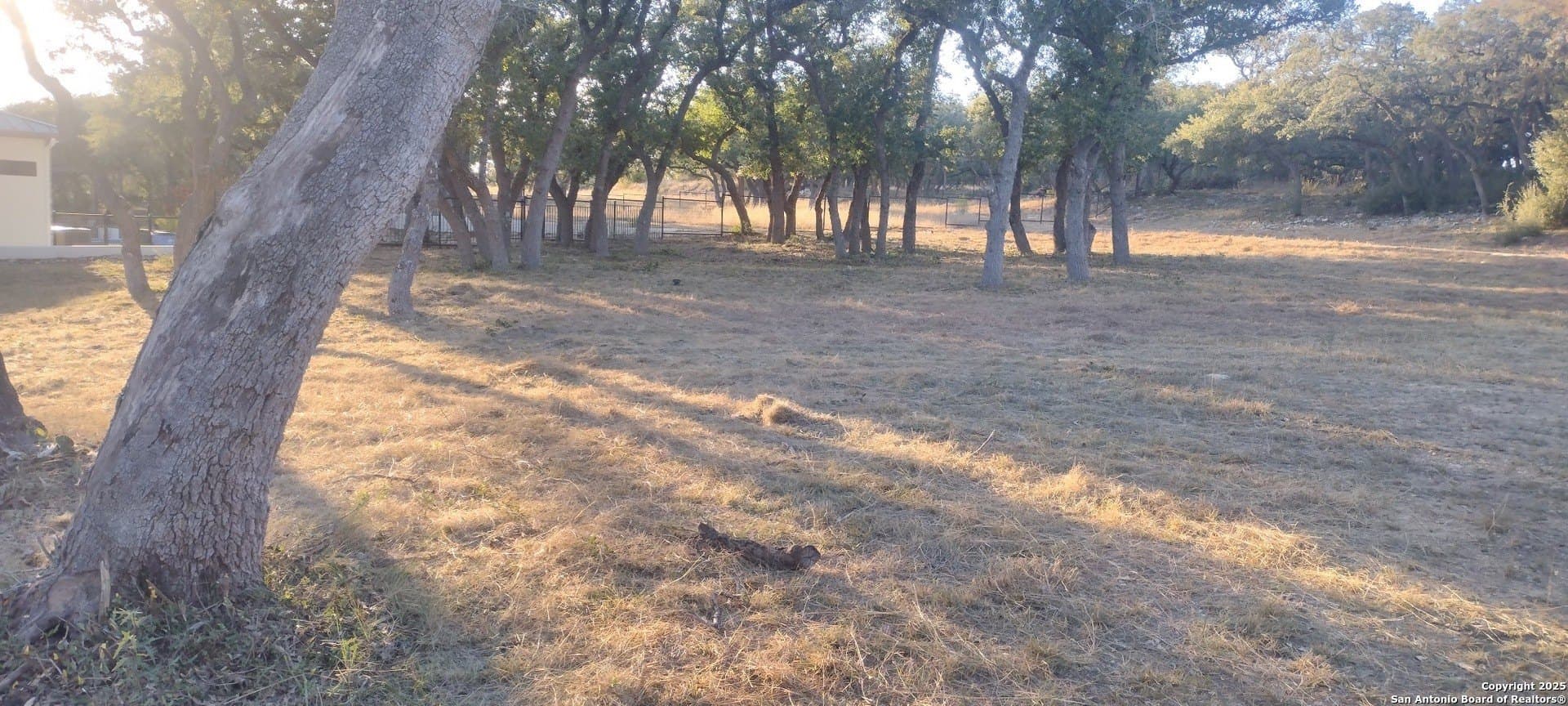 1.05 acres in Comal County - photo 3