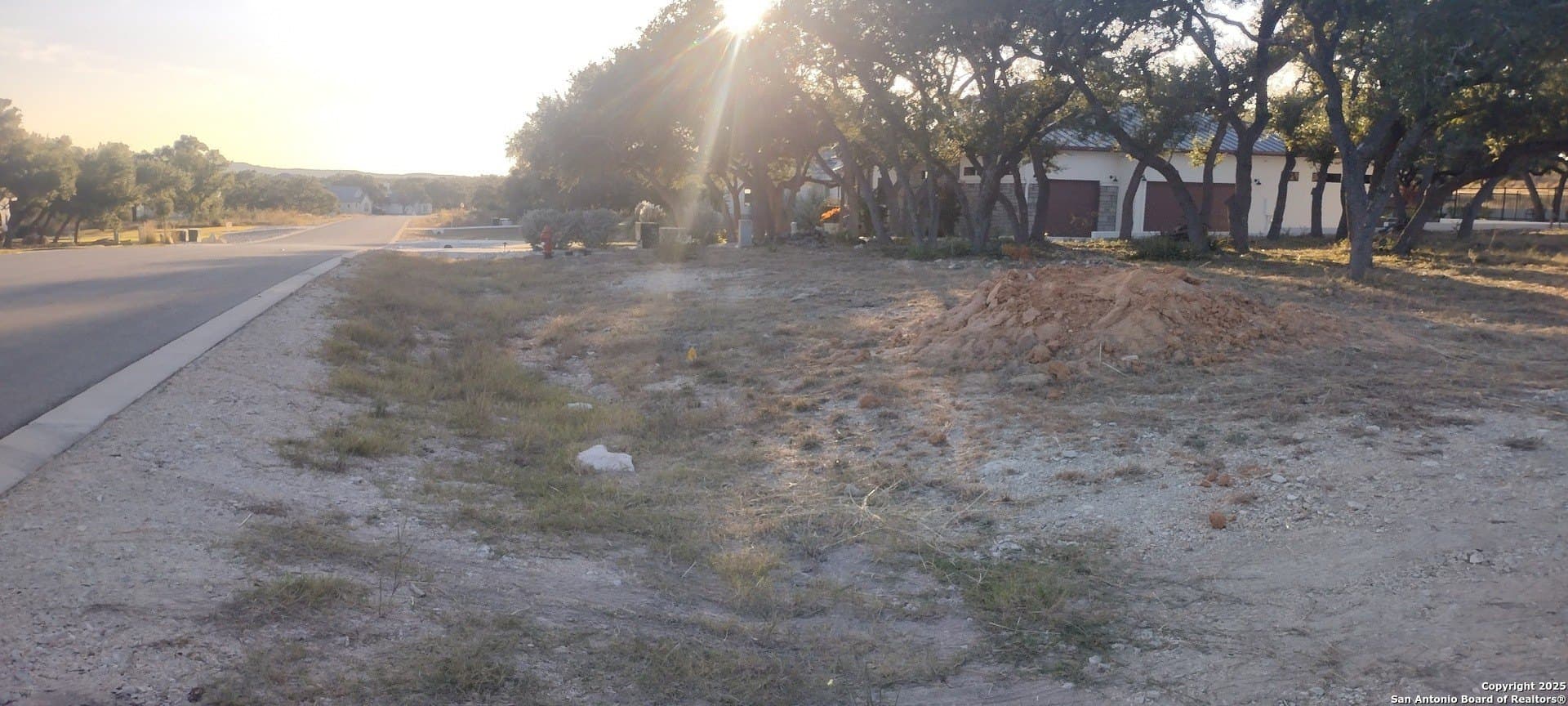 1.05 acres in Comal County - photo 4