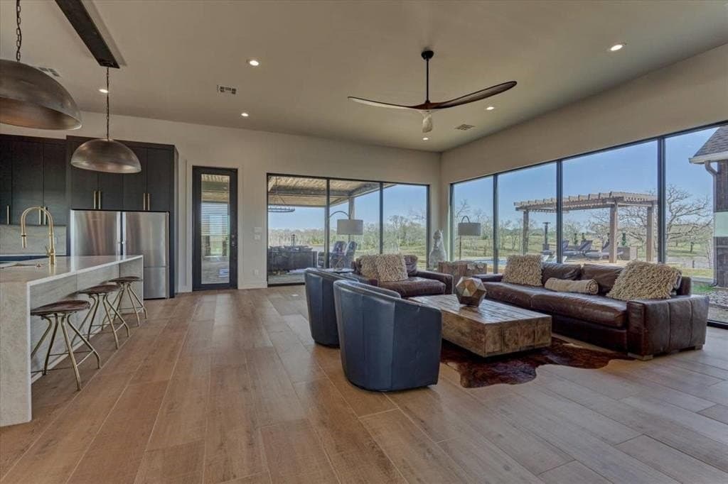 467 acres in Leon County featured view