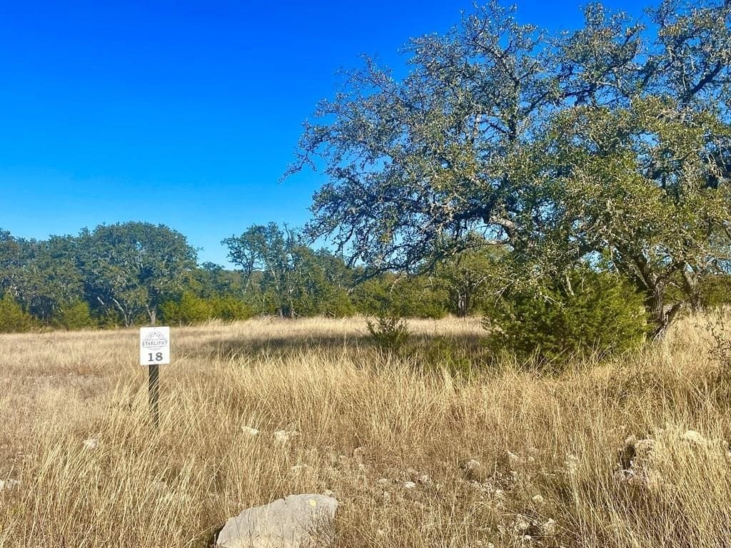 24.5 acres in Kimble County