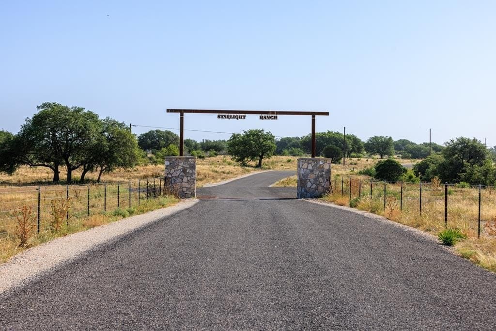 24.5 acres in Kimble County gallery image 2