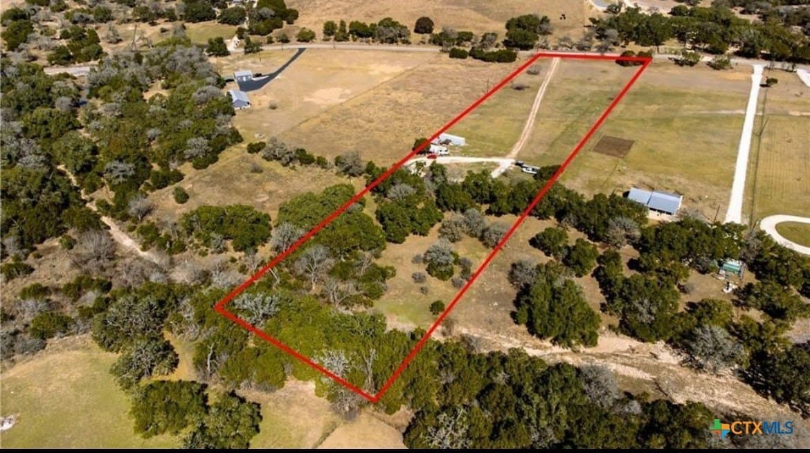 4.98 acres in Comal County gallery image 3