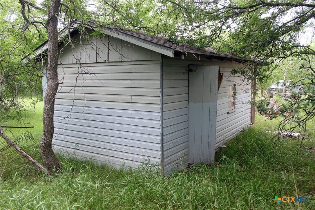 3.48 acres in Caldwell County - photo 8