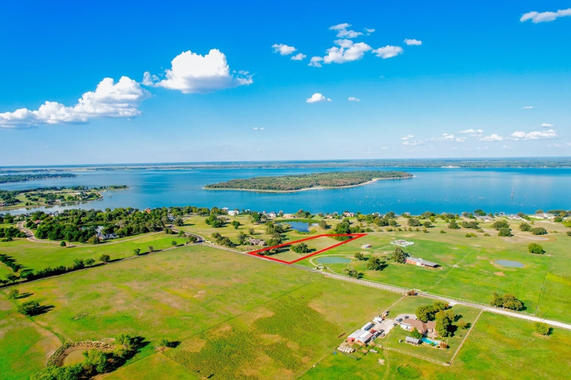 3.01 acres in Navarro County gallery image 4