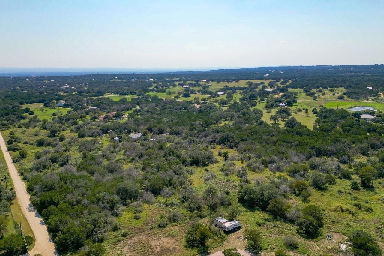 11.42 acres in Burnet County gallery image 3