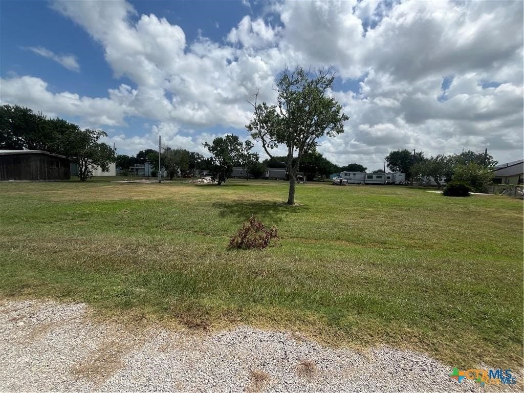 0.56 acres in Calhoun County gallery image 2