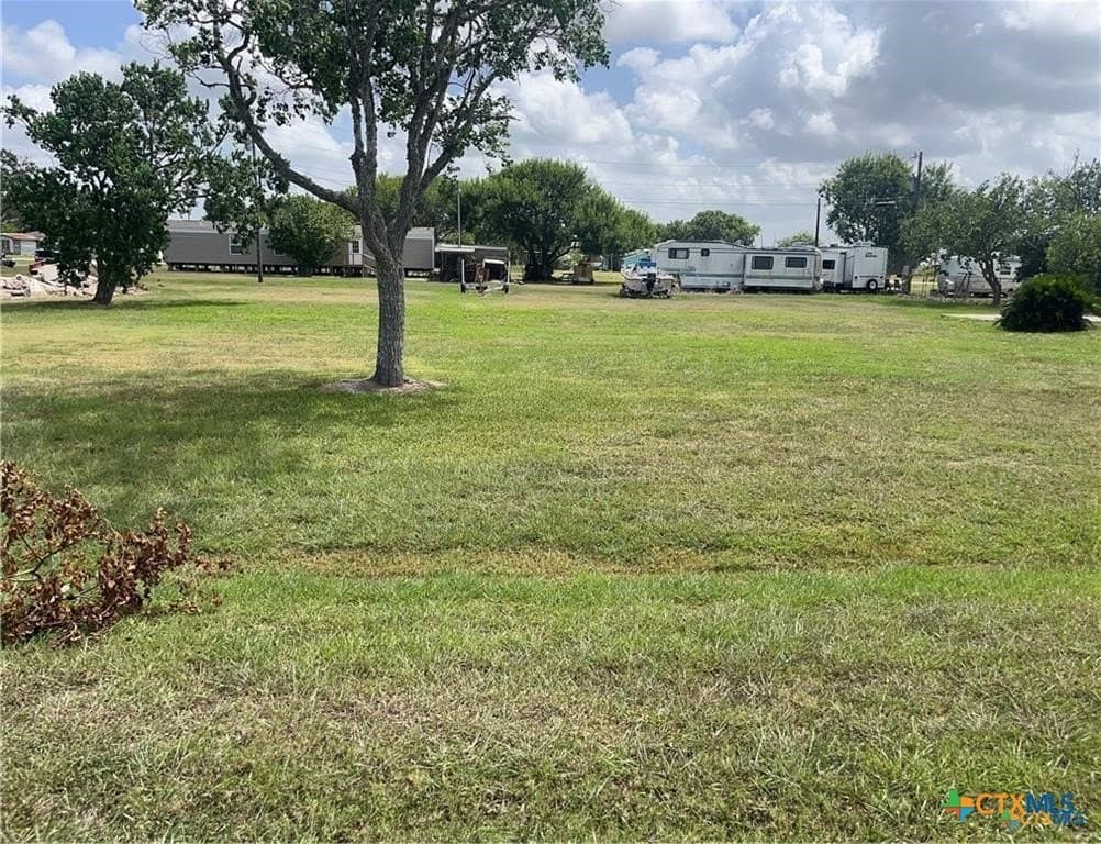0.56 acres in Calhoun County gallery image 4